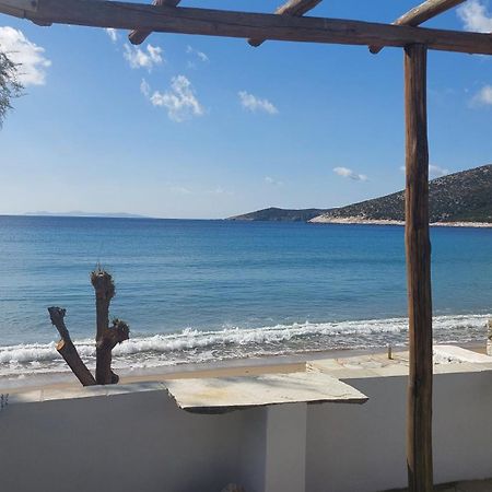 Styfilia Beachfront Apartments Platis Gialos  エクステリア 写真