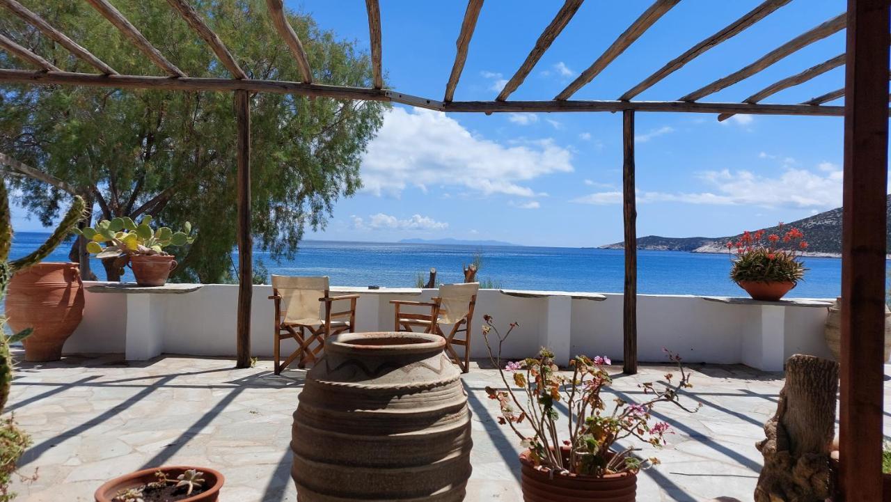 Styfilia Beachfront Apartments Platis Gialos  エクステリア 写真