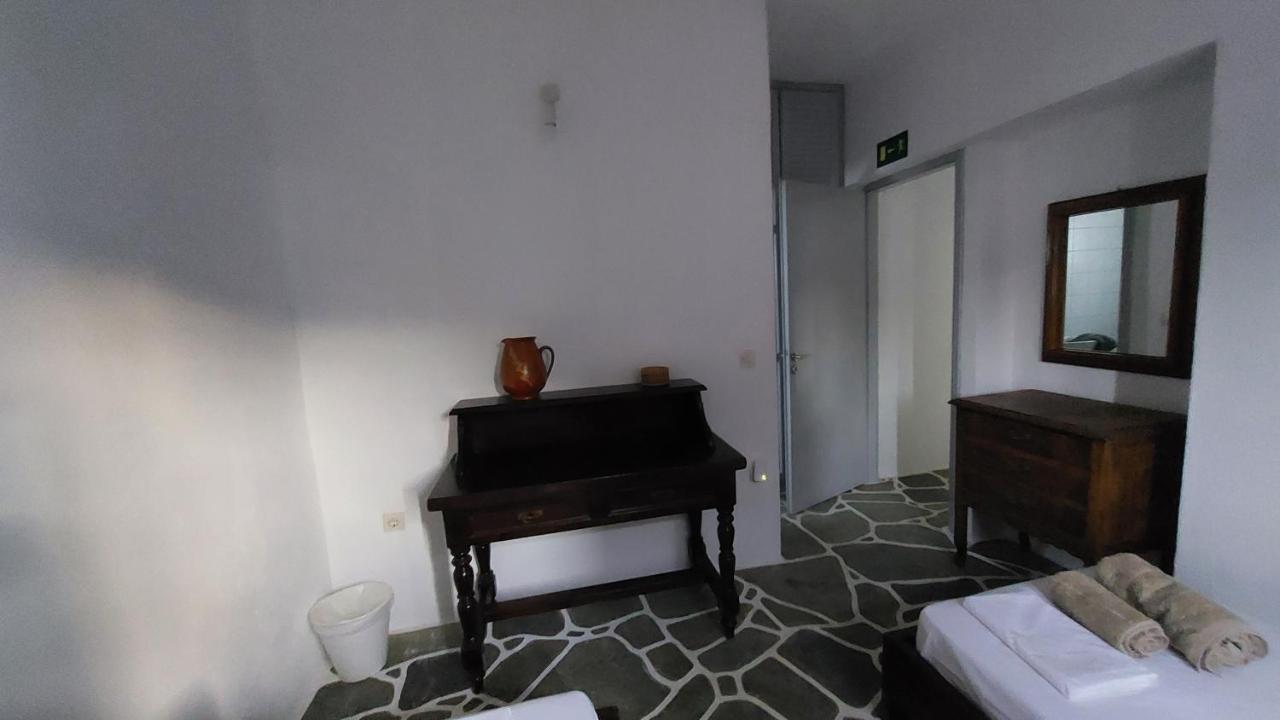 Styfilia Beachfront Apartments Platis Gialos  エクステリア 写真