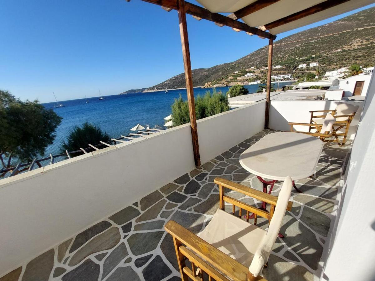 Styfilia Beachfront Apartments Platis Gialos  エクステリア 写真