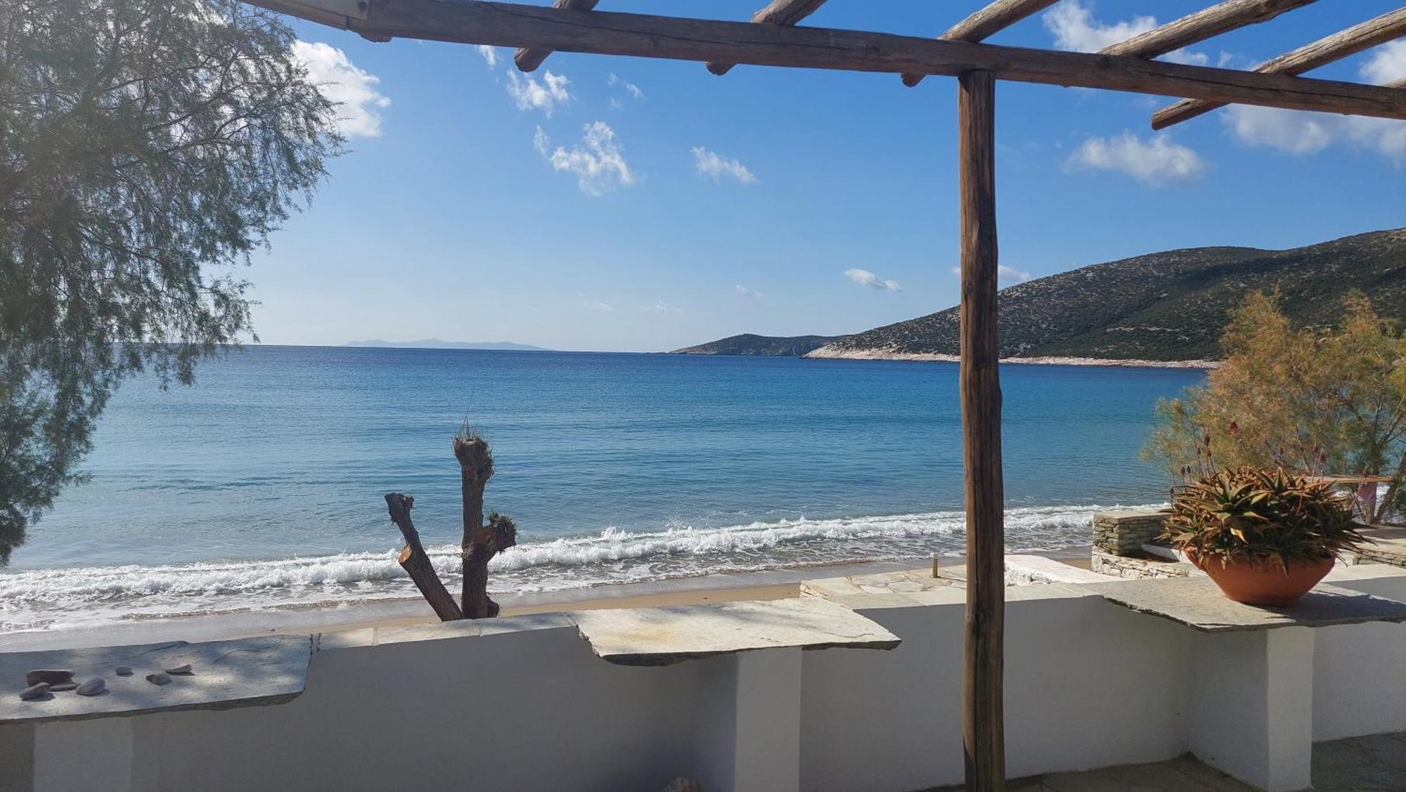 Styfilia Beachfront Apartments Platis Gialos  エクステリア 写真