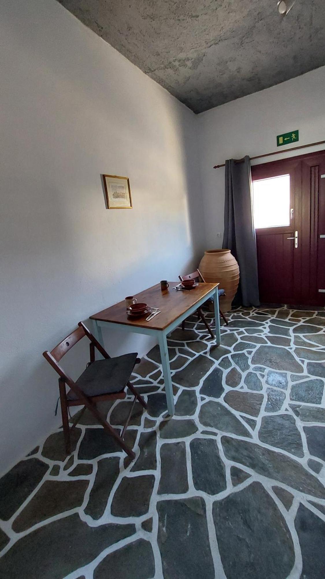 Styfilia Beachfront Apartments Platis Gialos  エクステリア 写真